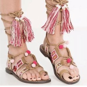 GLADIATOR SANDALS